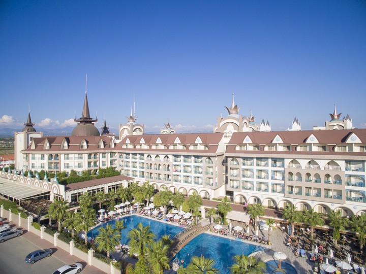 CROWN PALACE HOTEL